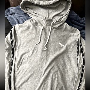 VS Pink cropped t-shirt hoodie